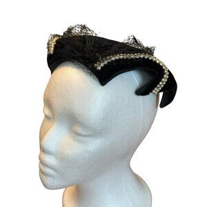 Vintage 1950s 1960s Black Velvet Cocktail Hat Rhinestone Veil Pearls Cocktail